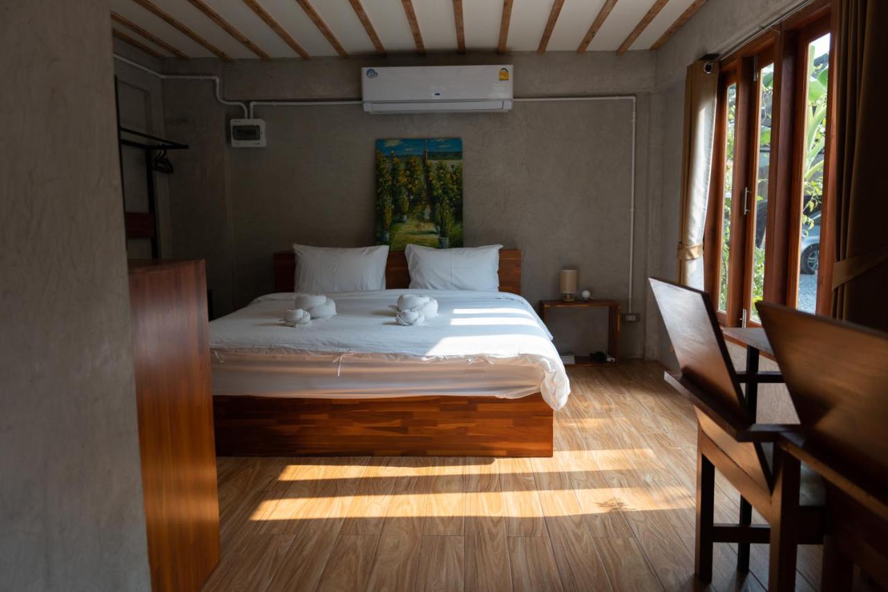 Banmai87 Guest House บ้านไม้87 เกสต์เฮ้าส์ Phra Nakhon Si Ayutthaya Exterior photo